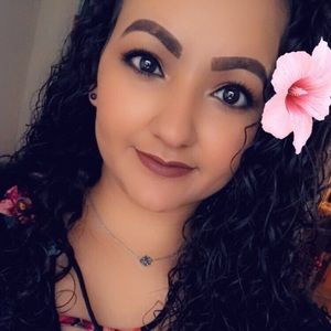 Hey, welcome to my closet :)